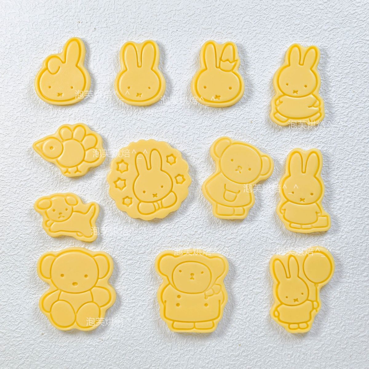 Cute 3D Press Cookie Mold with - Baking Kitchen Kids review and price